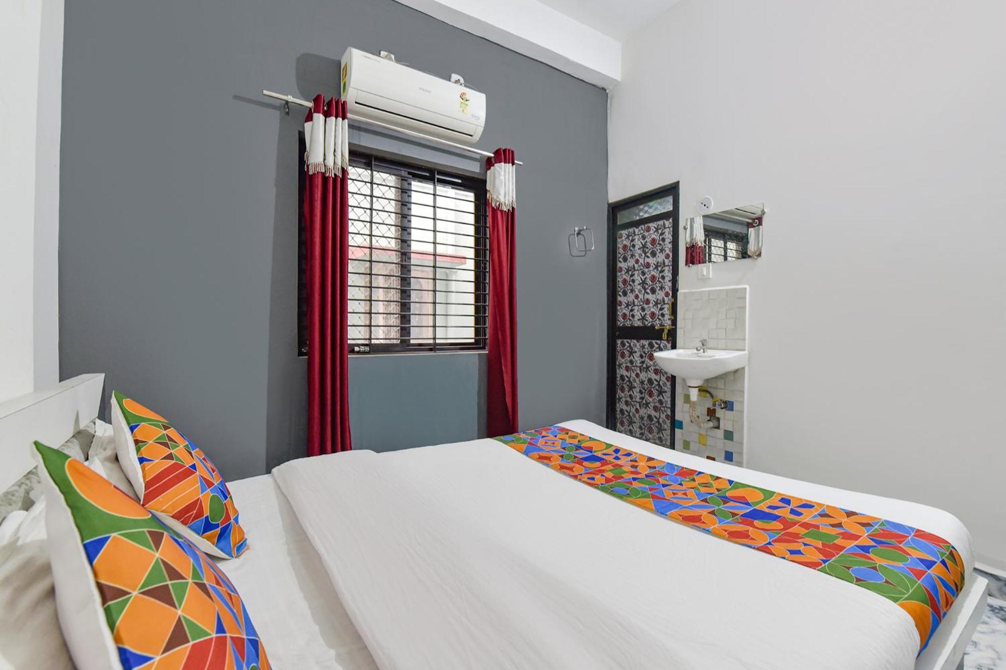 Fabexpress Soni Palace Ujjain Eksteriør billede