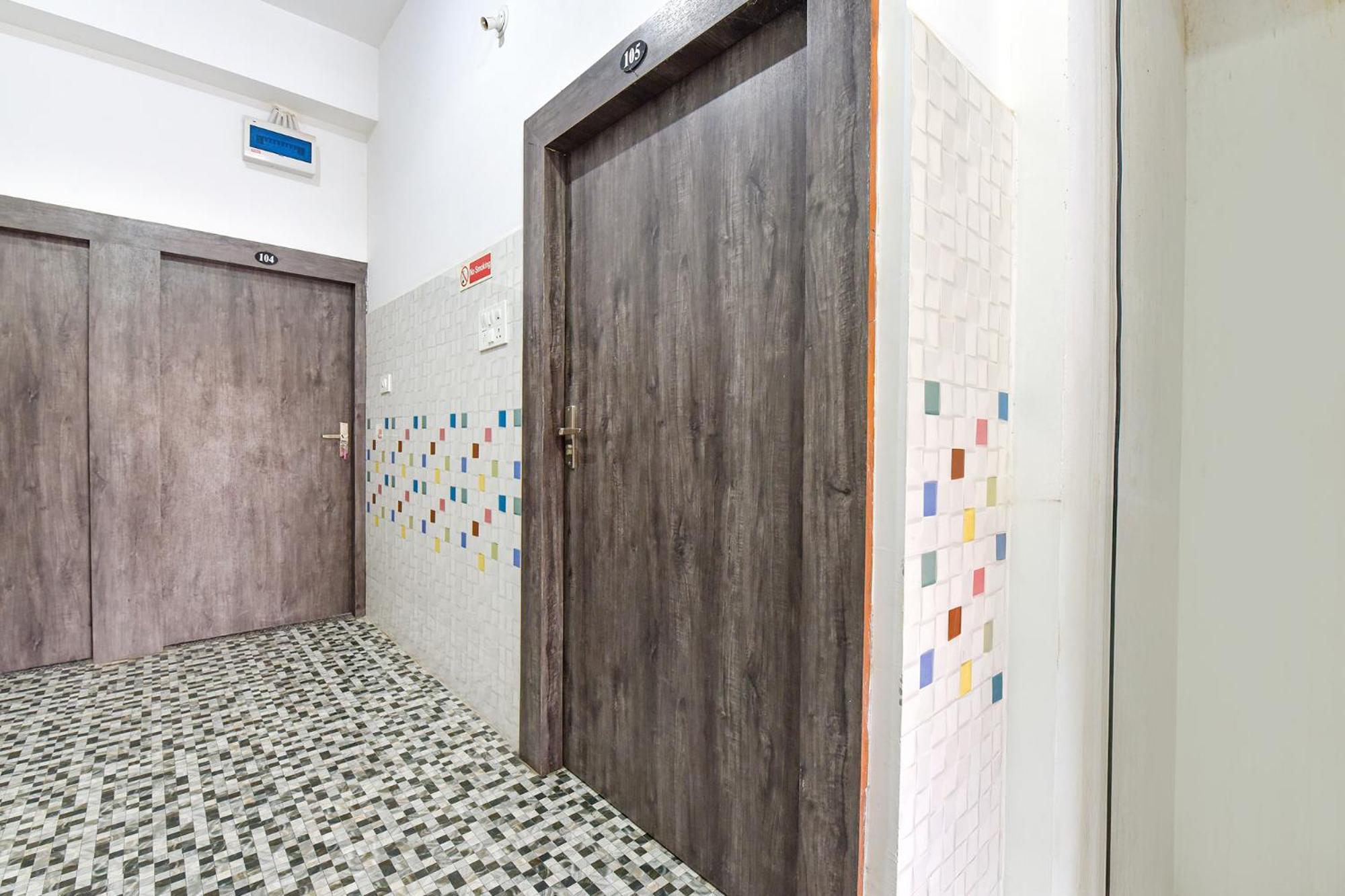 Fabexpress Soni Palace Ujjain Eksteriør billede